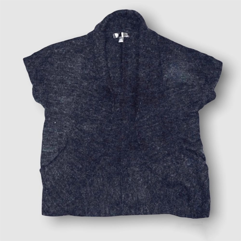 F21 Charcoal Gray Knit Ribbed Shrug/Bolero